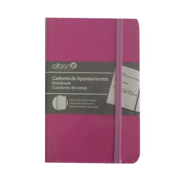 Bloco de notas rosa Alban com capa dura, tamanho 14,2x9,6cm e 96 folhas para anotações.