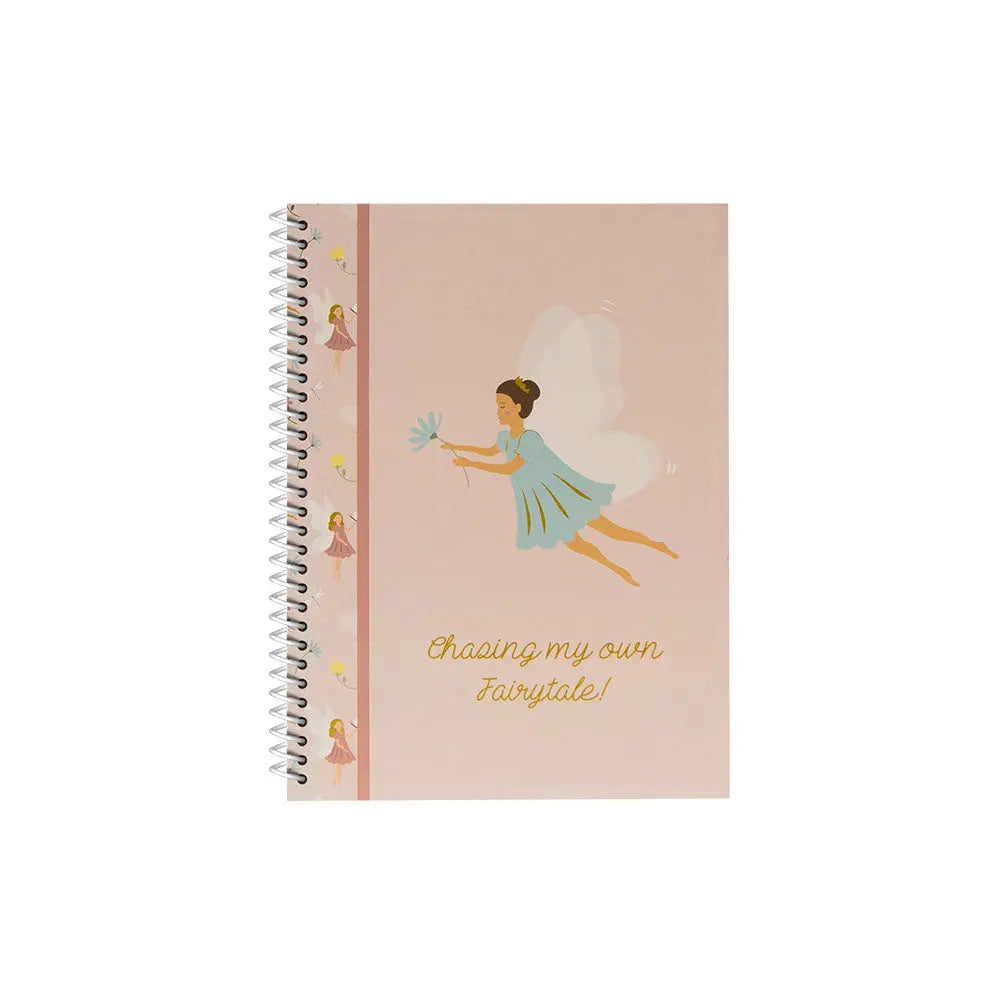 Caderno espiral A5 quadriculado FAIRIES Rose da marca Ancor, com 80 folhas, capa decorada com fadas e detalhes em rosa.