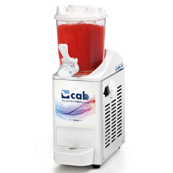 Máquina de bebidas geladas Blaze 2L, compacta e prática, com compartimento para líquidos e painel de controle em destaque