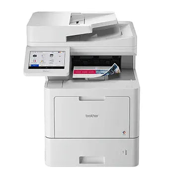 Impressora multifuncional Brother MFC-L9630CDN laser color em ação, exibindo painel de controle e bandeja de papel.