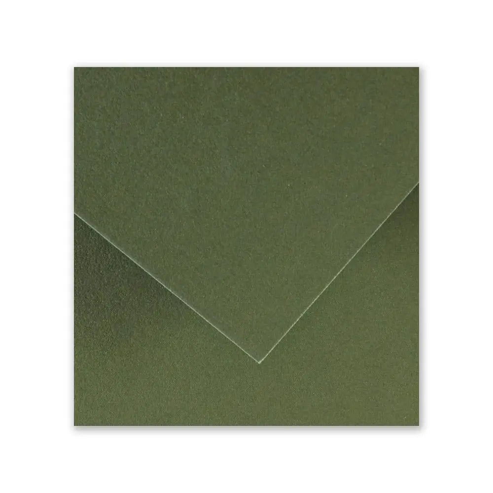 Cartolina A4 verde Safari Canson, 185g, 50 folhas, ideal para artes, com superfície resistente e de alta qualidade.