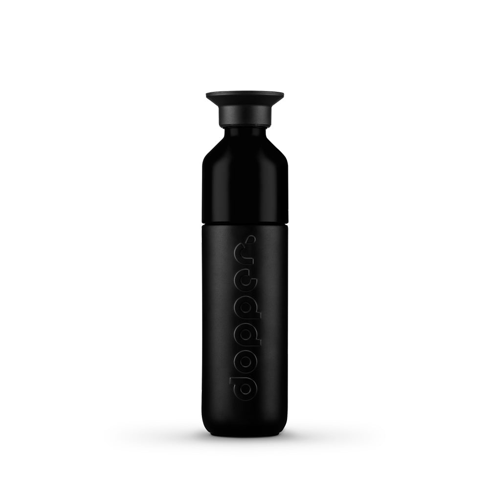 Garrafa térmica Dopper Blazing Black de 350ml, com acabamento preto, mantém água quente ou fria.