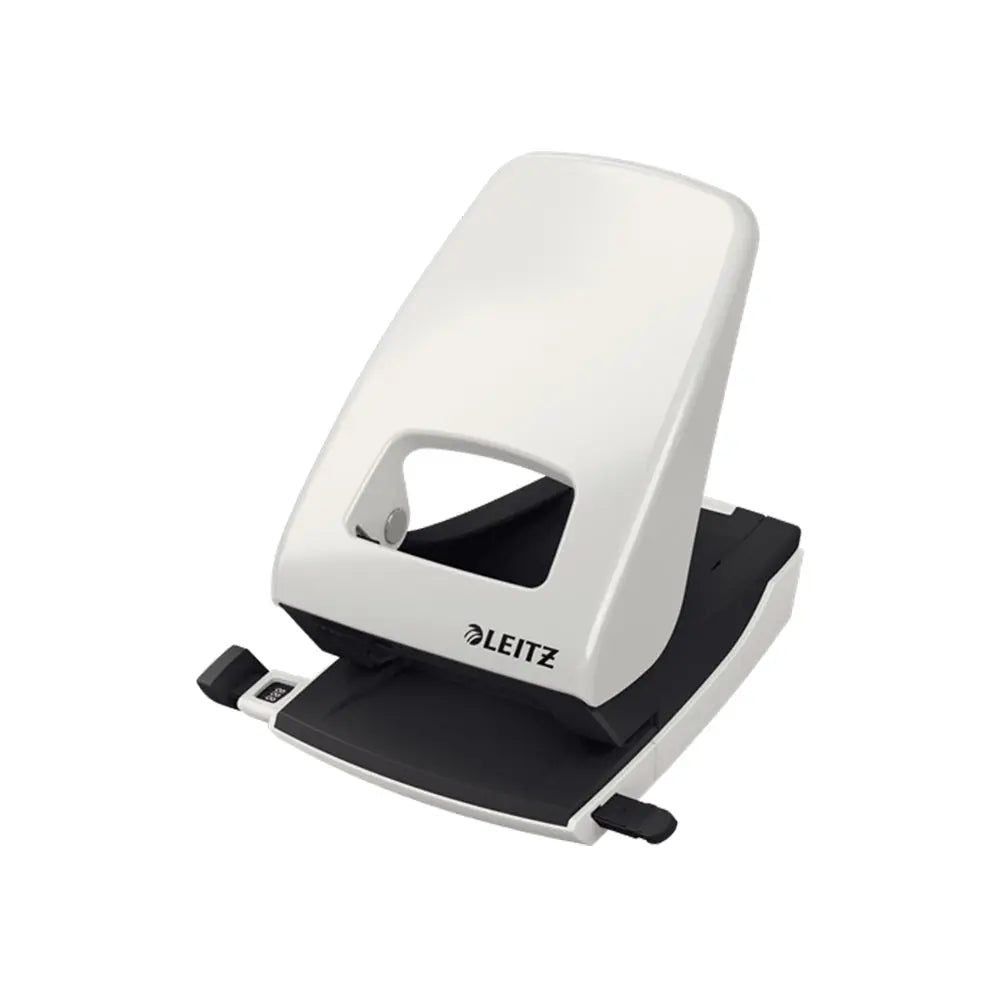 Furador Leitz cinza para 40 folhas, compacto e preciso, ideal para trabalhos de escritório e organização de documentos.