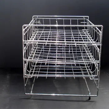 Tabuleiro para secretária com 3 gavetas de arame cromado, ideal para organização de escritórios.