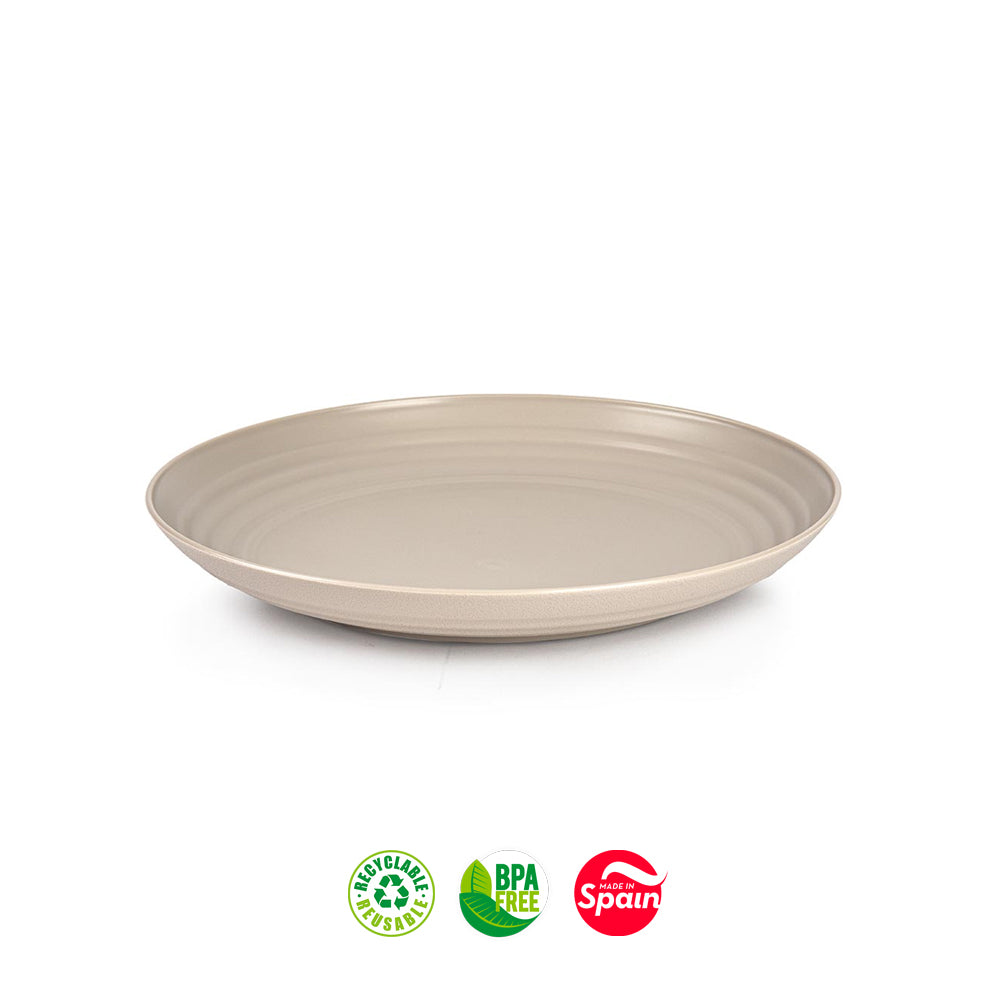 Prato de plástico reutilizável PF Classic 25cm na cor bege com detalhes vermelhos, resistente e ideal para refeições.