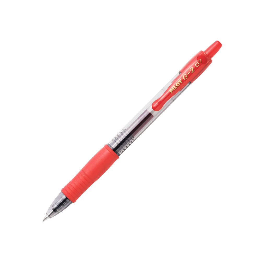 Esferográfica gel vermelha Pilot G-2 retrátil, ponta de 0,7mm, escrita suave, em destaque na imagem.