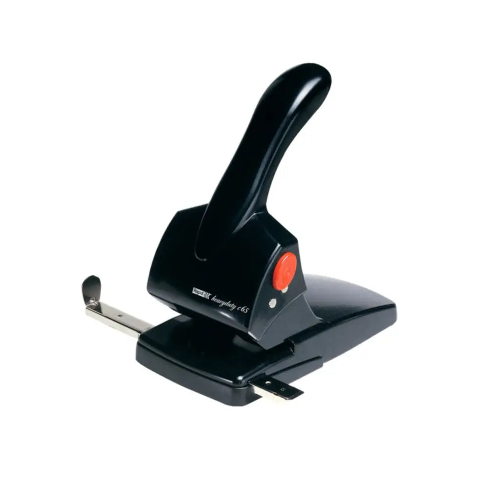 Furador de 65 folhas Rapid HDC65 preto, com capacidade de 8mm, mostrando o equipamento em uso.