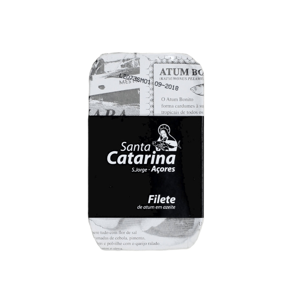 Filete de atum Santa Catarina com azeite em lata de 120g, produto de mercearia saudável, destaque para o peixe em conserva.