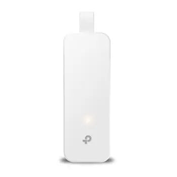 Adaptador USB 3.0 para Ethernet Gigabit da TP-Link, branco, conectado a um computador portátil.