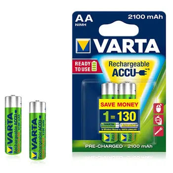 Duas pilhas recarregáveis AA Varta de 1,2V e 2100mAh, lado a lado, com foco na embalagem e detalhes das pilhas.