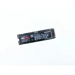 SAMSUNG 990 4TB M.2 PCIe 4.0 NVMe SSD