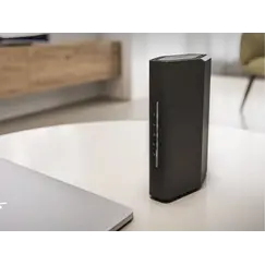 NETGEAR Nighthawk RS100 - Roteador sem fio switch de 4 portas - 1GbE, 2.5GbE, Wi-Fi 7 Dual Band