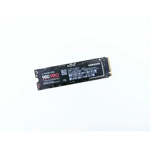 SAMSUNG 990 4TB M.2 PCIe 4.0 NVMe SSD