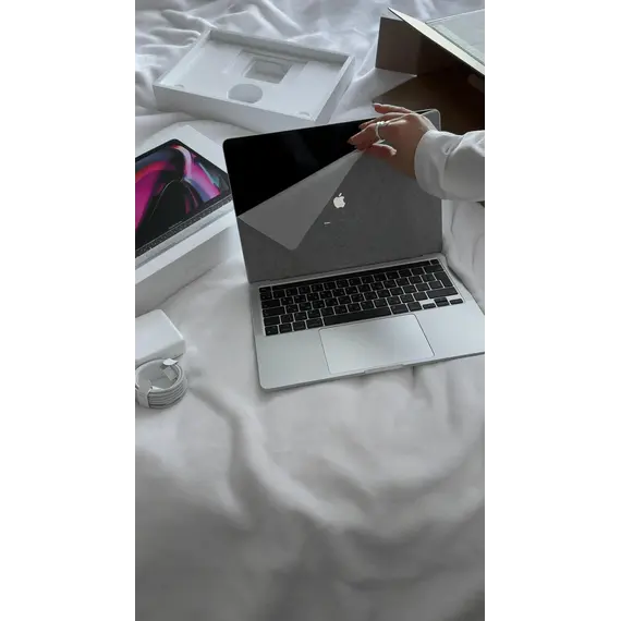 Apple MacBook Pro - M4 Pro - Apple M4 Pro 20-core - 24 GB RAM - 512 GB SSD - 16.2" 3456 x 2234 @ 120 Hz - Wi-Fi 6E, Bluetooth - prata - kbd: Português
