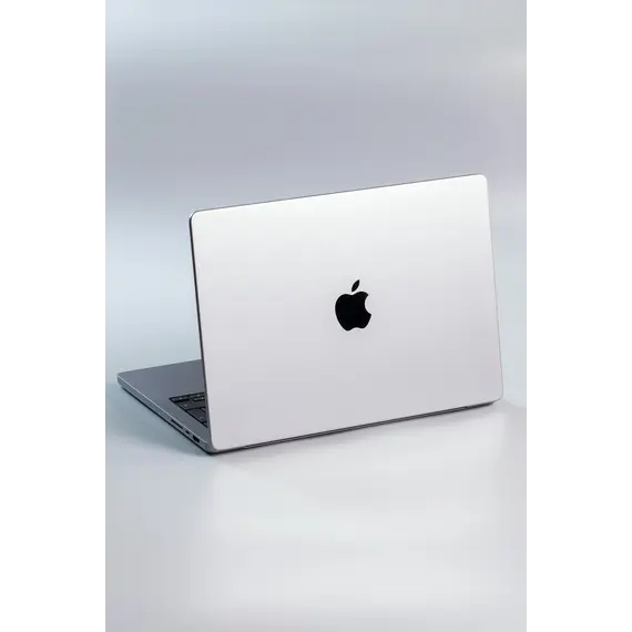 Apple MacBook Air - M4 - Apple M4 10-core - 24 GB RAM - 512 GB SSD - 15.3" IPS 2880 x 1864 (WQXGA+) - Wi-Fi 6E, Bluetooth - prata - kbd: Português
