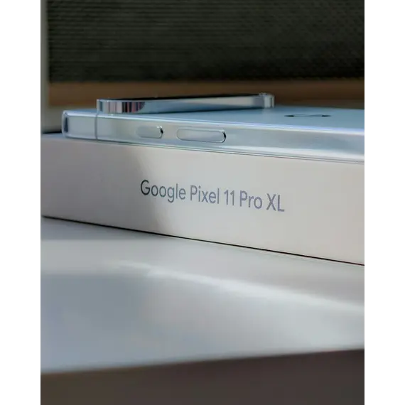 Google Pixel 10 Pro XL - 5G smartphone - SIM duplo - RAM 16 GB / Memória Interna 256 GB - OLED display - 6.8" - 2992 x 1344 pixels - (120 Hz) - 3x câm